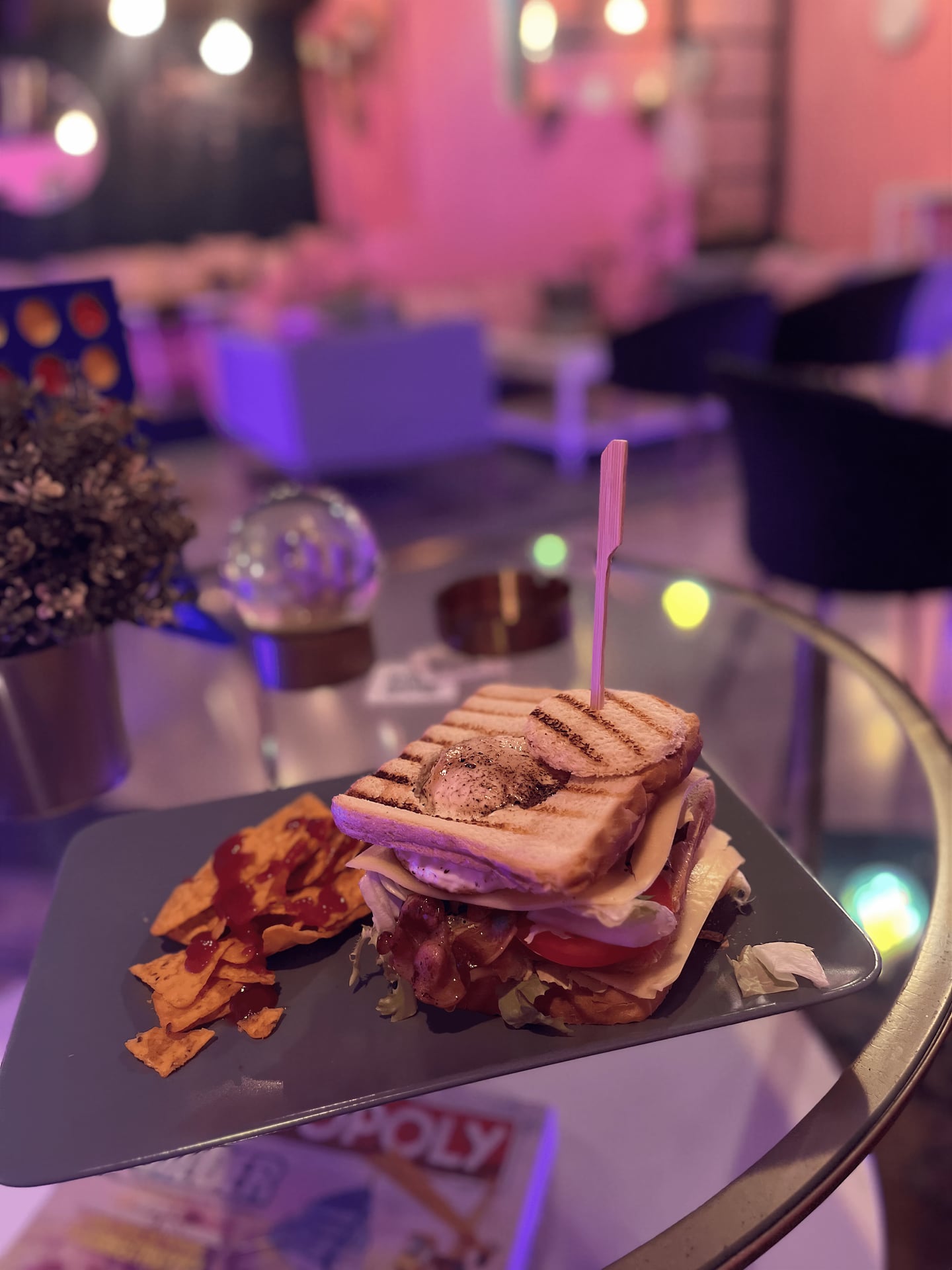 Bam Lounge 420